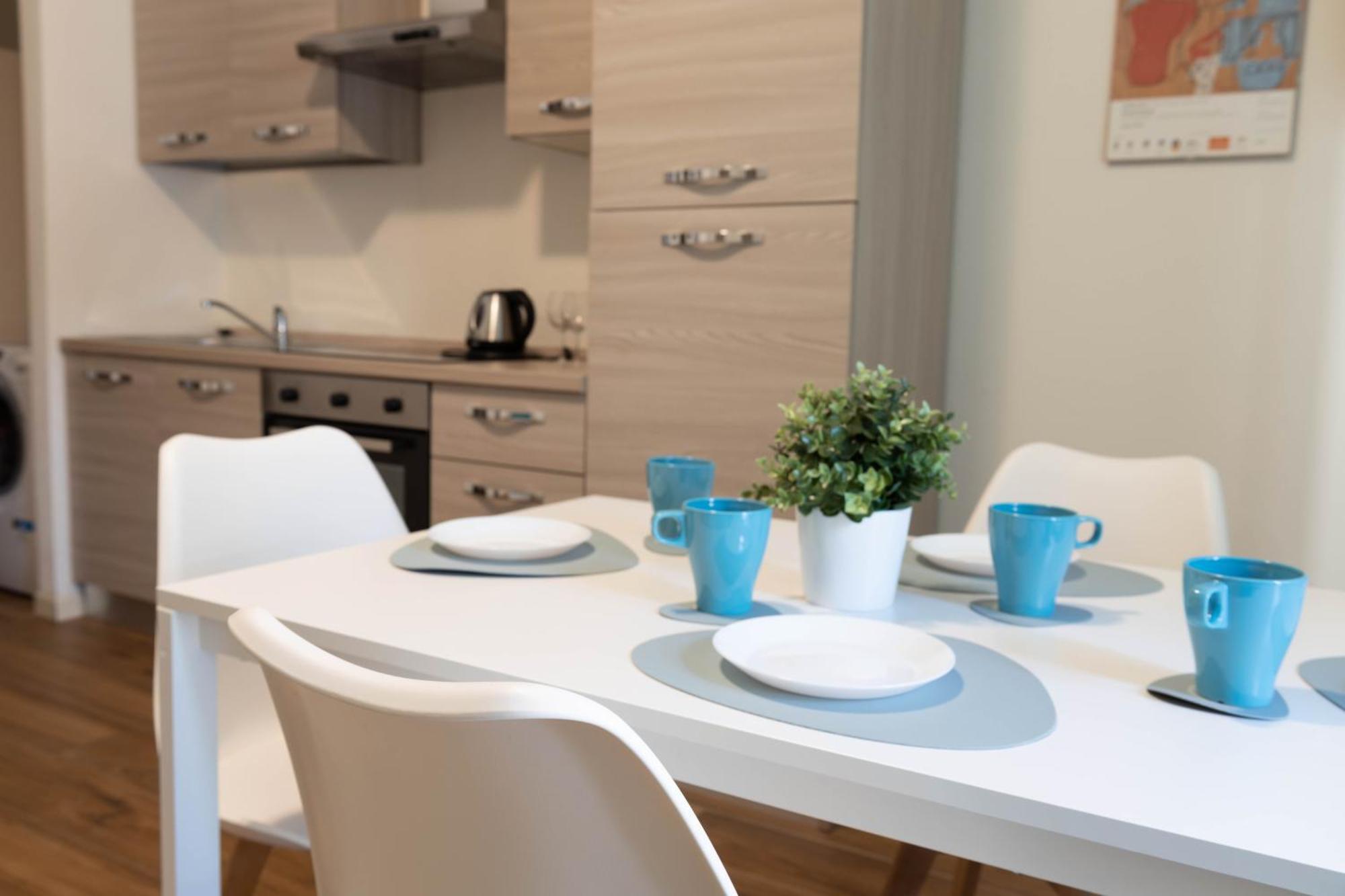 Ora Apartment Десенцано дел Гарда Екстериор снимка